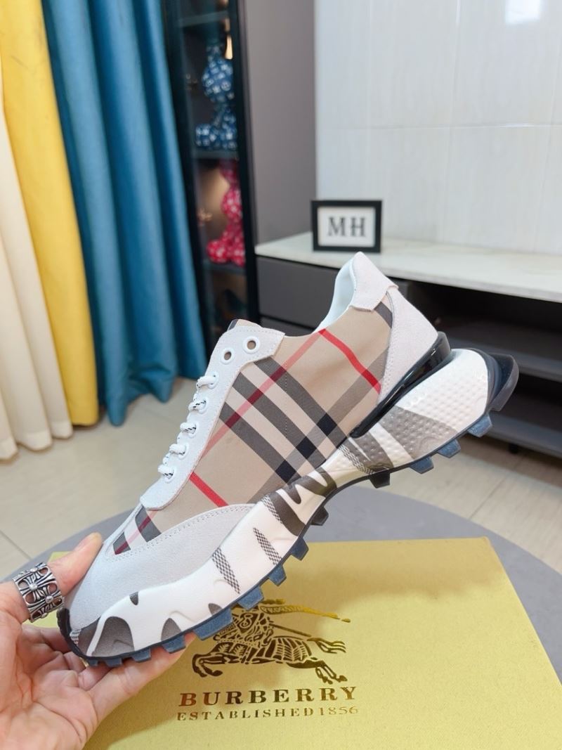 Burberry Low Shoes